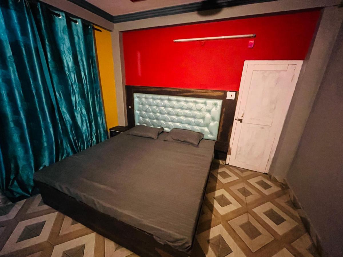Shanti Cafe & Hostels Kasol Ngoại thất bức ảnh