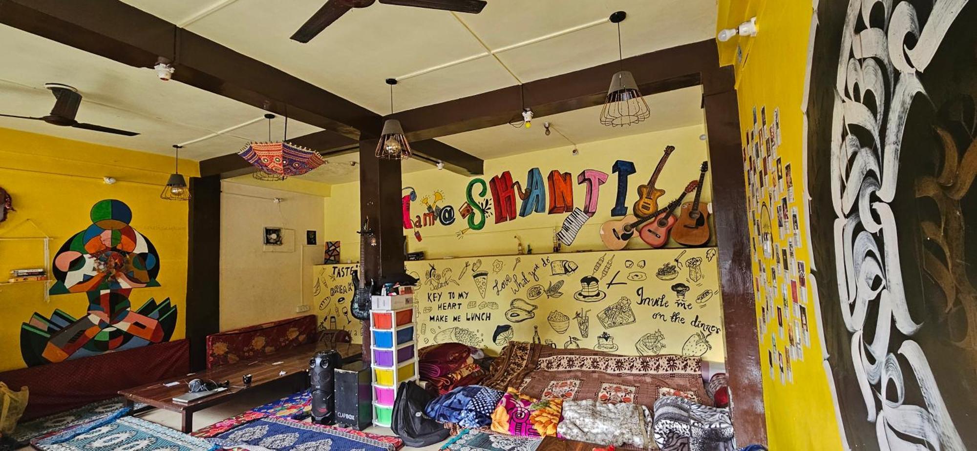 Shanti Cafe & Hostels Kasol Ngoại thất bức ảnh